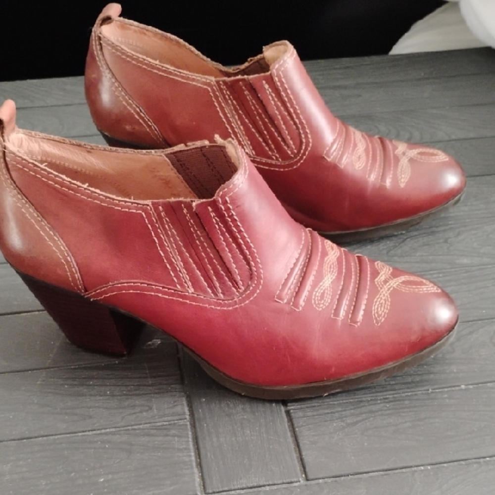 Nurture by Lamaze Red Heeled Boots